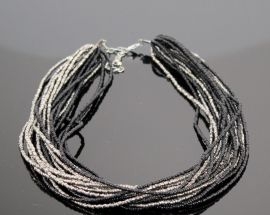 Collana Etnica